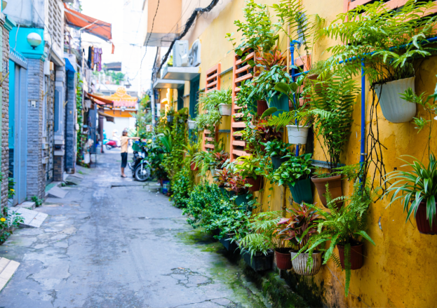 Beyond the tourist trail: Discover Saigon’s local life in the “Hẻm”