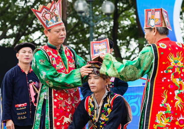 Join the Cap Sac Ceremony and witness a Dao rite of passage
