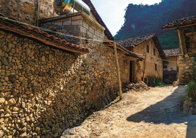 To Khuoi Ky Stone Village – A Living Heritage of the Tay People Since the Mac Dynasty