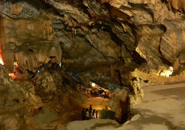 Visit Linh Son Cave in Thai Nguyen: A Hidden Gem Amidst the Forested Mountains