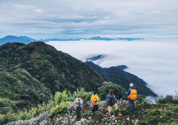 Admire the Majestic Putaleng Peak – The Third Highest Mountain in Vietnam