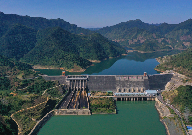 Explore the Mighty Power of Son La Hydropower Plant