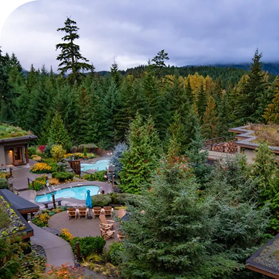 Red footbridges and ancient forests: the most famous hot spring