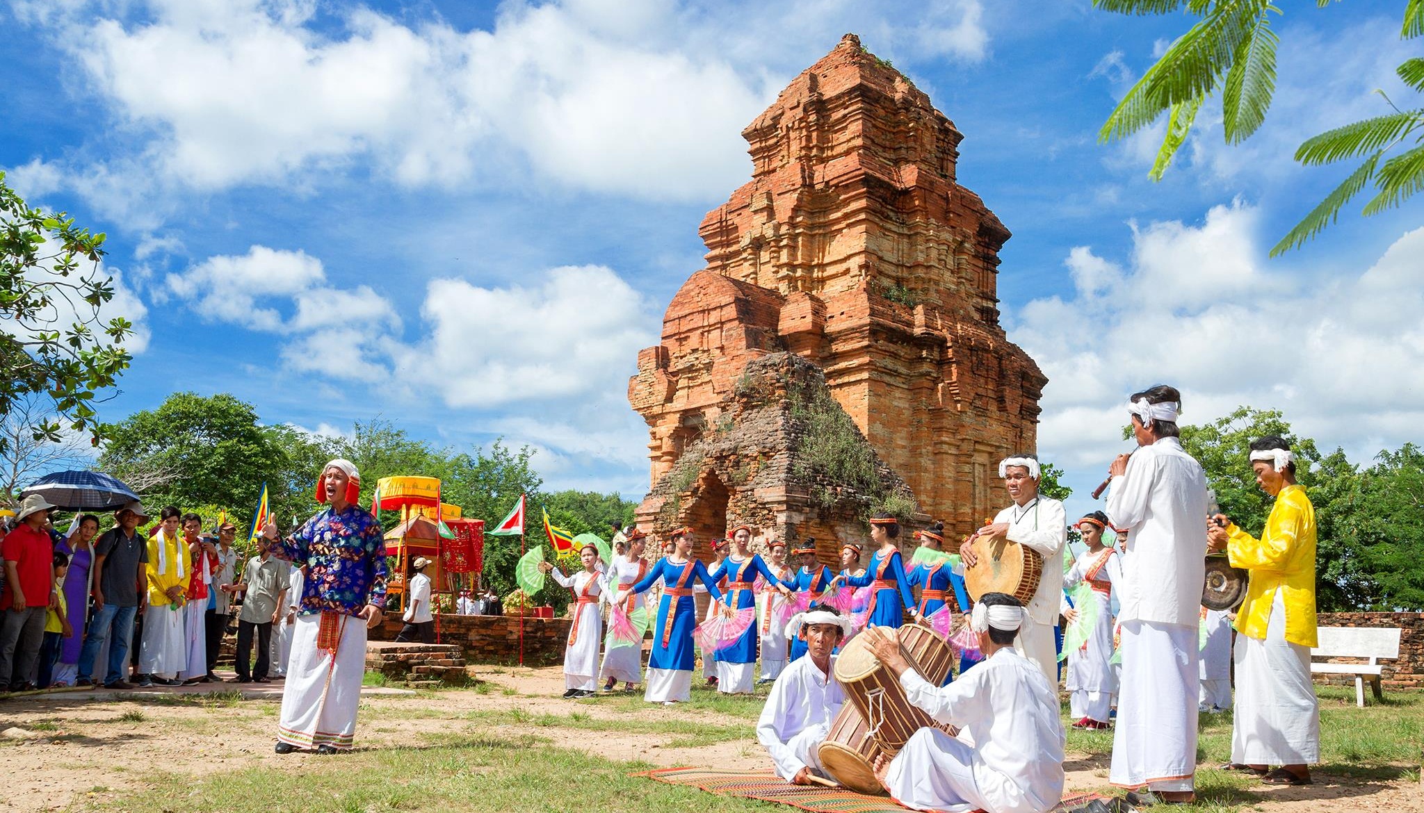 The Cham Identity: Traditional Cultural Heritage of the Southwest Region
