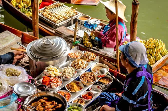 Drifting through Ca Mau Floating Market and savoring fresh local dishes