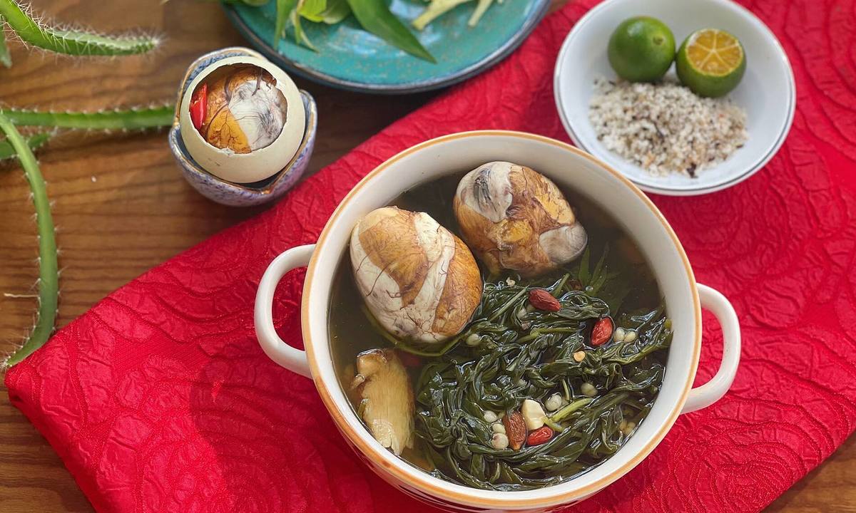 Enjoy Vietnams Balut in the way locals do