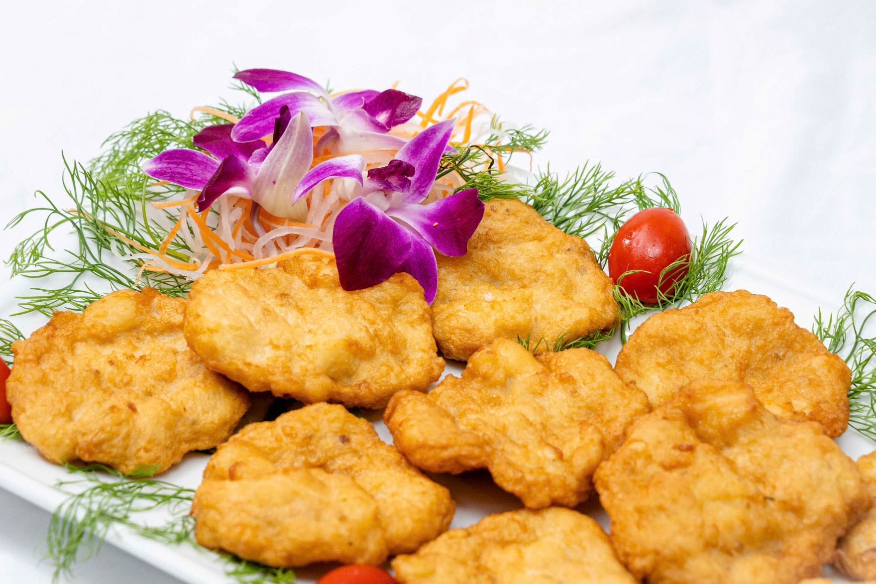 A must-try in Ha Long: Famous squid cake
