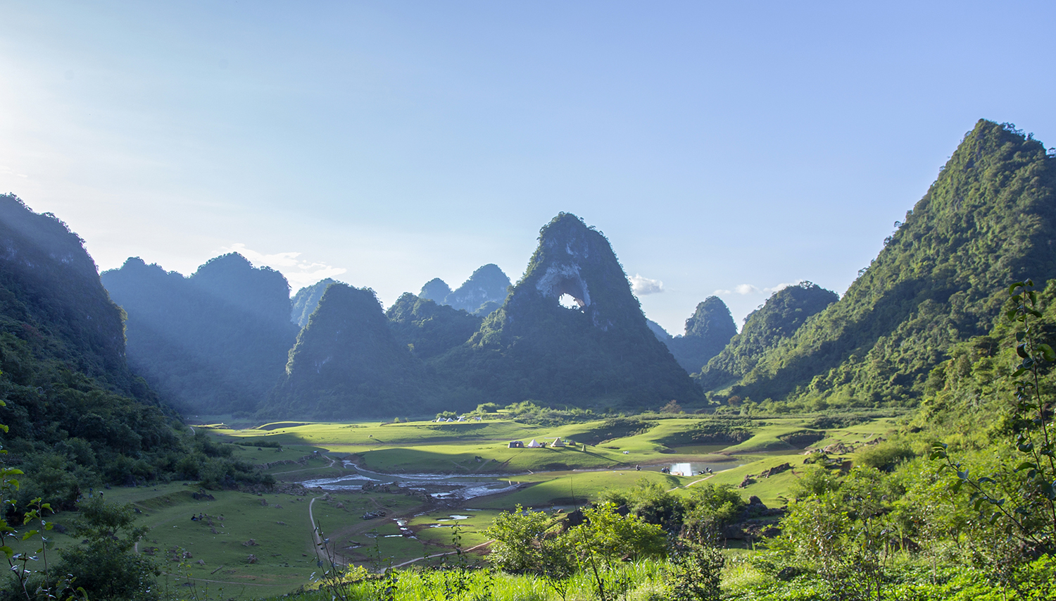 Admire the natural sculptures at Nui Thung Mountain