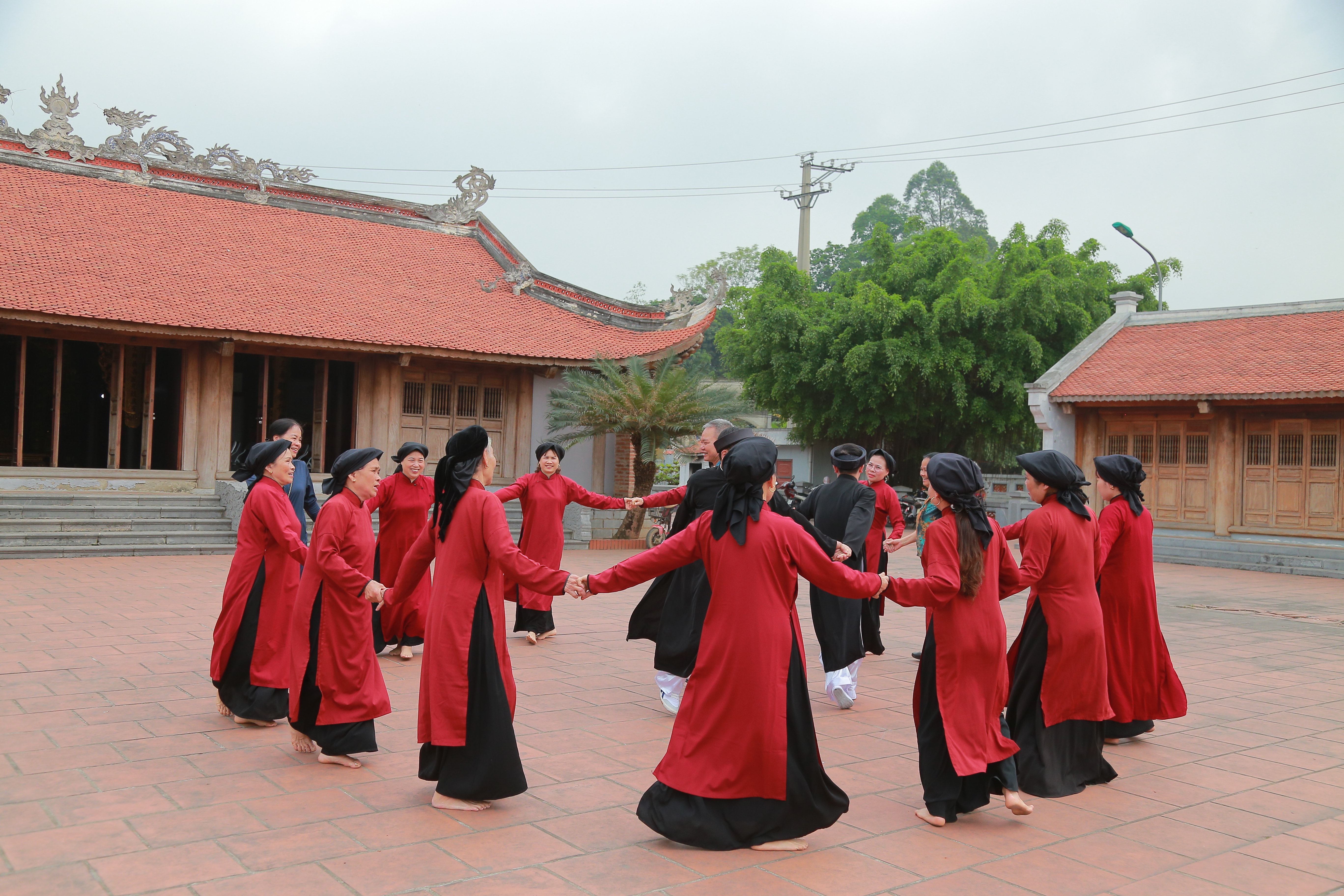 Immerse yourself in the elegance of Xoan Singing - Vietnam’s Intangible Heritage