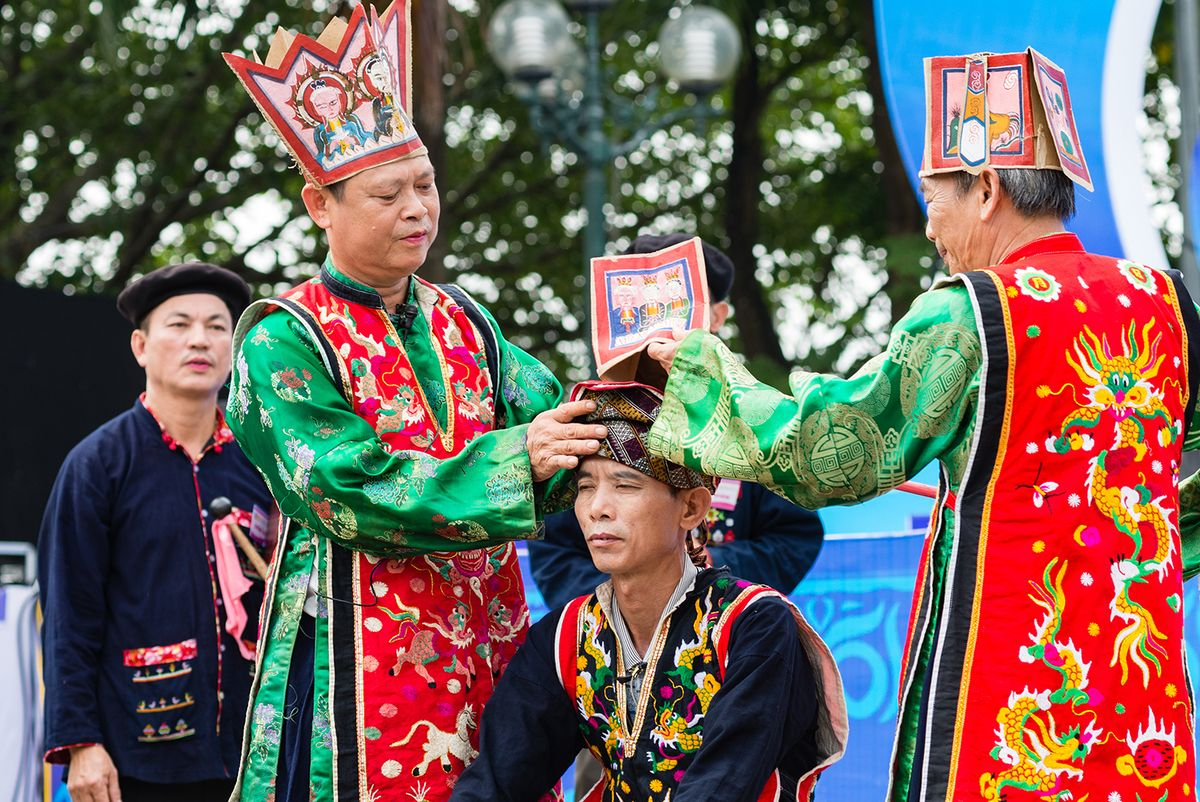 Join the Cap Sac Ceremony and witness a Dao rite of passage