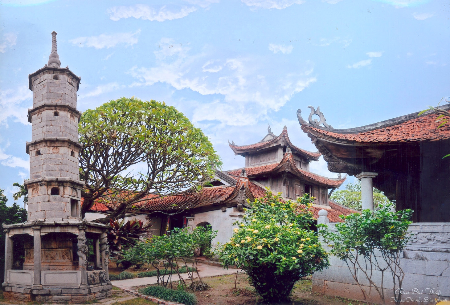 Explore But Thap Pagoda – A Timeless Buddhist Masterpiece of Northern Vietnam