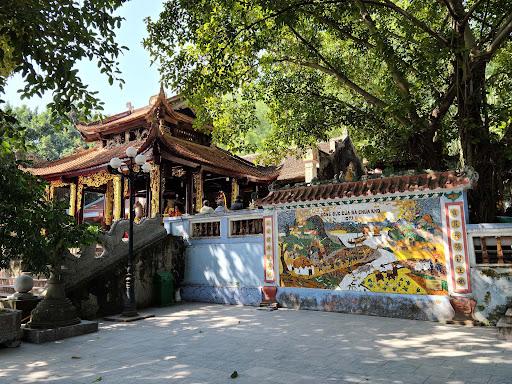 Witness the Sacred Rituals at Ba Chua Kho Temple in Bac Ninh