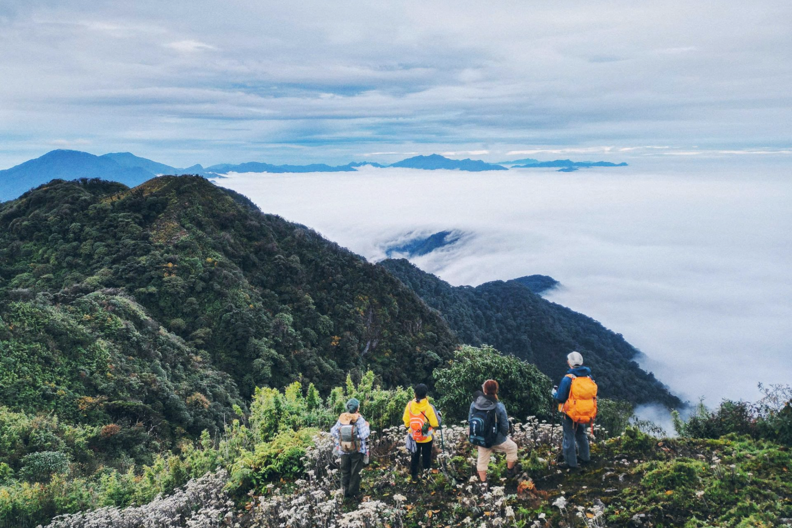Admire the Majestic Putaleng Peak – The Third Highest Mountain in Vietnam